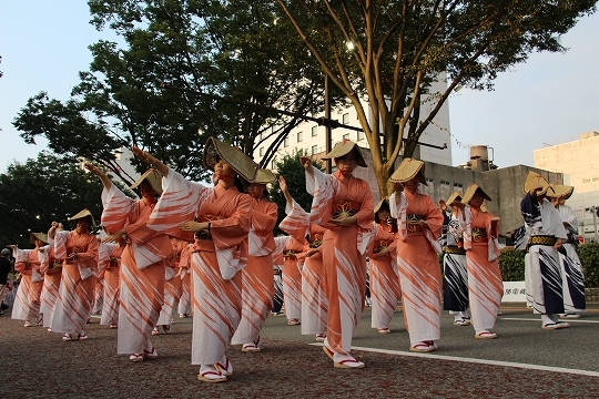 写真：越中おわら踊りの様子