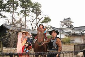 写真：乗馬体験の様子