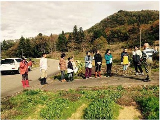 写真：農業体験の様子