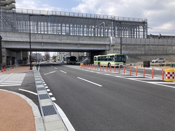 牛島蜷川線の全面供用