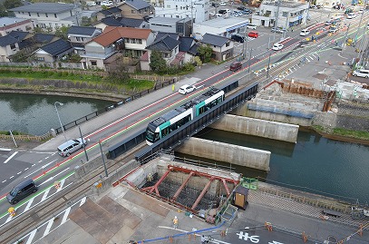 写真：八田橋施工状況2017年4月