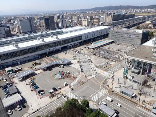 写真：2020年3月撮影　富山駅北口駅前広場