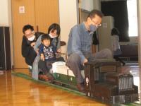 写真:ミニSLの乗車体験