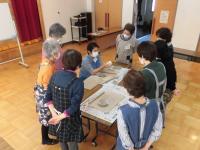 写真:円空仏土人形(土鈴)教室1