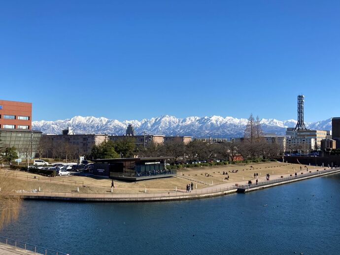 富岩運河環水公園天門橋