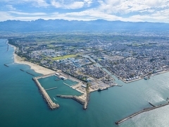 山と海の画像
