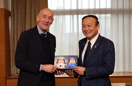 駐日欧州連合大使の表敬訪問を受ける藤井市長