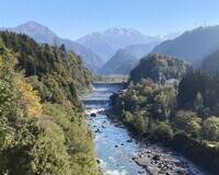 写真:千垣、小見を結ぶ芳見橋から見た風景