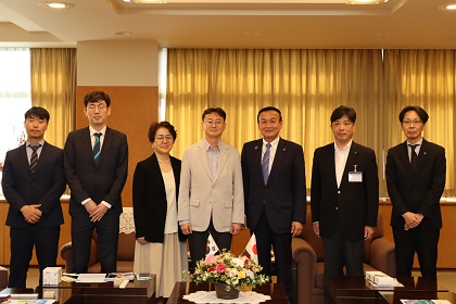 韓国国会立法調査処長の表敬訪問を受ける藤井市長
