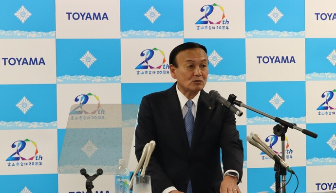 写真：定例記者会見 令和7年5月14日