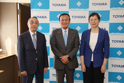 中国駐名古屋総領事の表敬訪問を受ける藤井市長