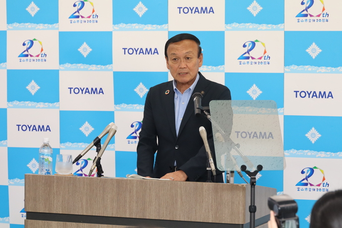 写真：定例記者会見 令和7年8月28日
