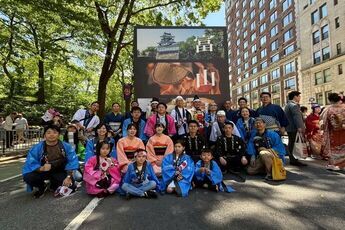 写真:ジャパンパレードに参加した富山チーム