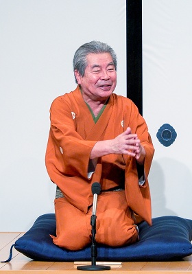 志の輔のこころみ 新春寄席にて 落語を披露する立川志の輔師匠（1月3日）.