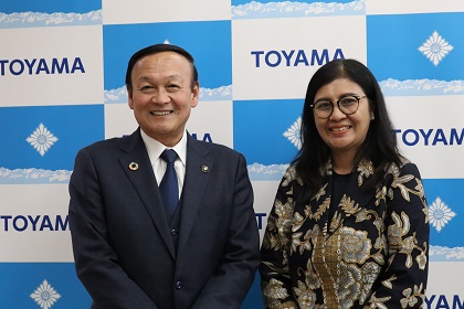 インドネシア共和国バリ州バドゥン県 環境衛生局長の表敬訪問を受ける藤井市長