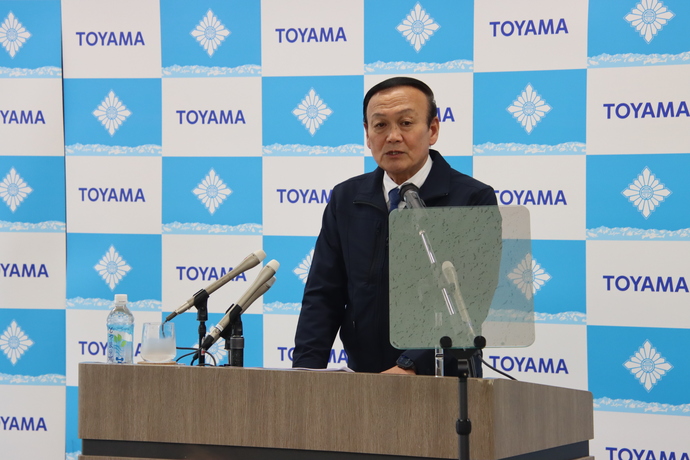 写真：定例記者会見 令和8年4月1日