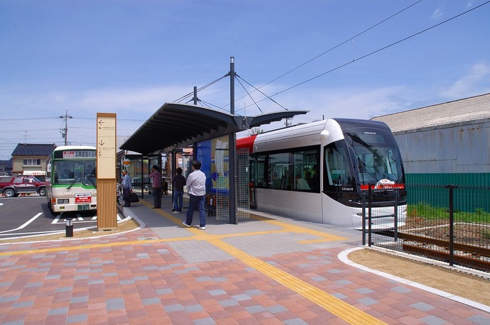 開業当時の岩瀬浜駅の写真です